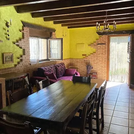 別荘 La Casa De Fefita Villanueva de Mena