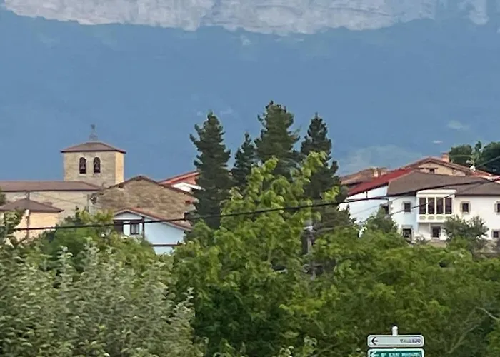 La Casa De Fefita Villanueva de Mena